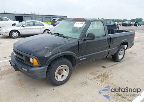 1995 Chevrolet S Truck S10 из США, поврежденный, VIN 1GCCS1440SK211488